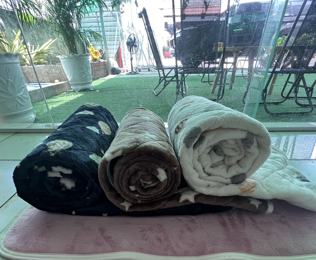 Thảm lông đa năng trải giường,sàn họa tiết sang chảnh - Thảm trảm giường 1.6*2m ( hình chụp thật )