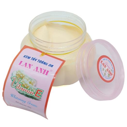Kem tẩy trắng da Lan Anh (250g)