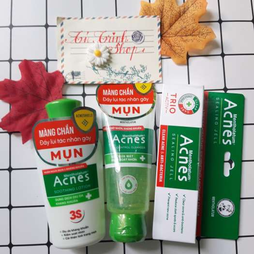Bộ CHĂM SỌC DA ACNES ( size trung -cho da dầu)