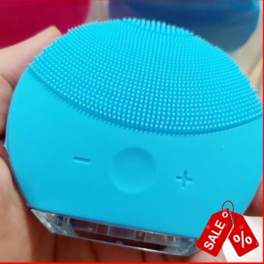 Máy Rửa Mặt Forever Mini 2 làm sạch da, massage mặt hiệu quả