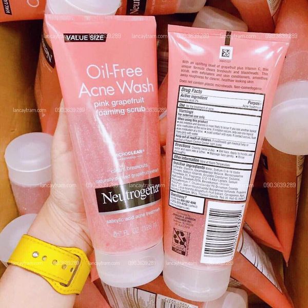 Sữa rửa mặt Neutrogena Oil Free Acne Wash Pink Grapefruit Scrub 198ml