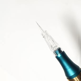 Đầu kim M1 và R3-M tách đáy sẹo dùng trong máy Drpen- đầu kim 1 và 3 chuyên phá đáy sẹo rỗ trong thẩm mỹ viện