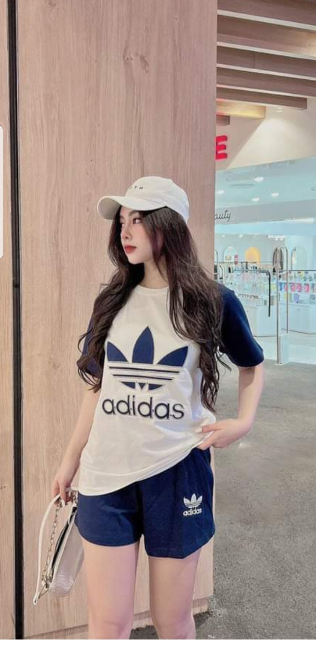 Bộ quần áo thun nữ logo adidas vải cotton hàng loại 1