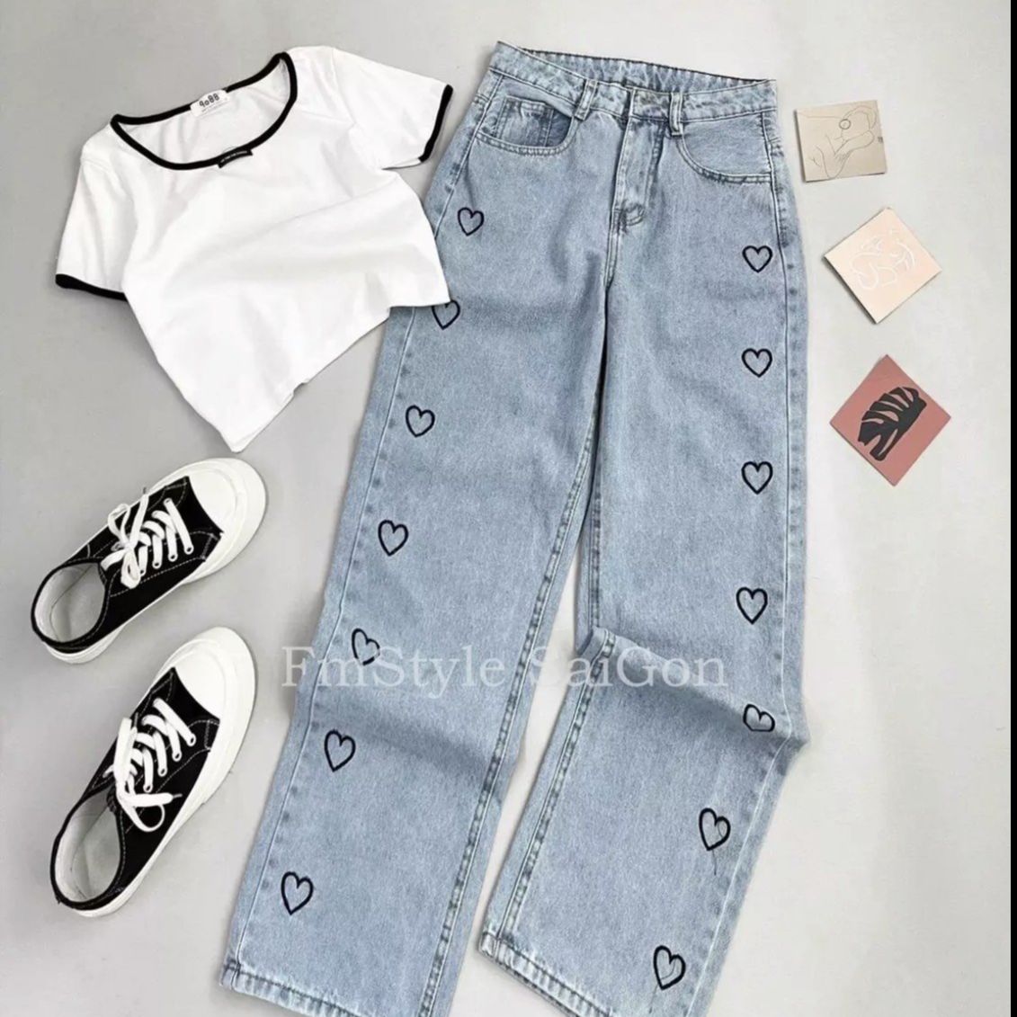 Quần jean nữ ống suông lưng cao thêu tim, mẫu mới 2021 baoanh fashion