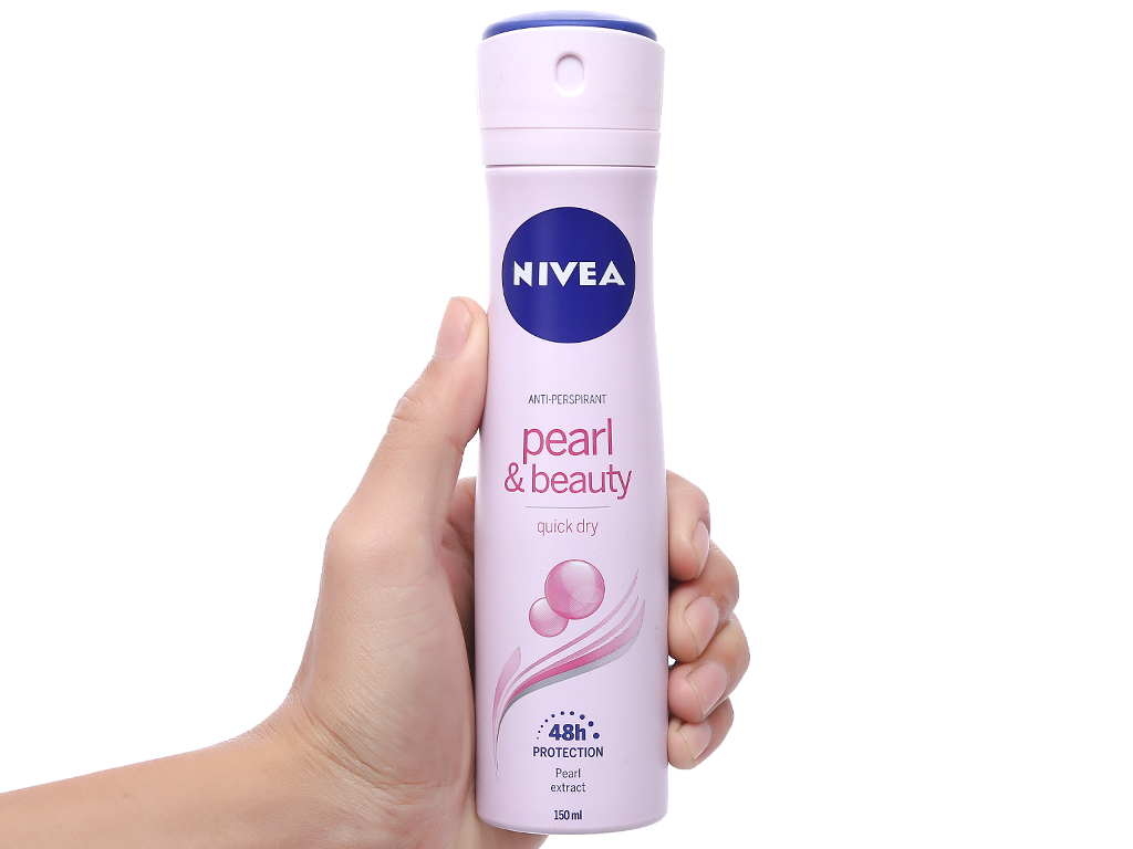 Xịt khử mùi Nivea Pearl & Beauty Ngọc trai chai 150ml