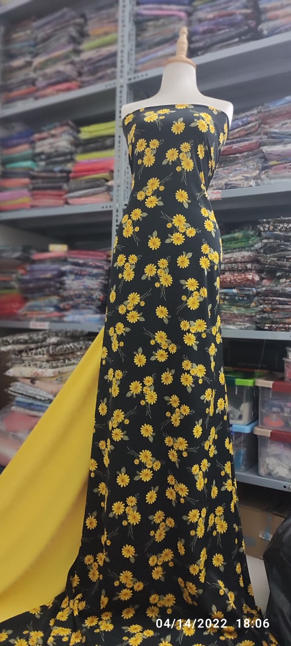 2m Vải lụa lạnh hoạ tiết hoa lá nhỏ - lụa Mango chính phẩm