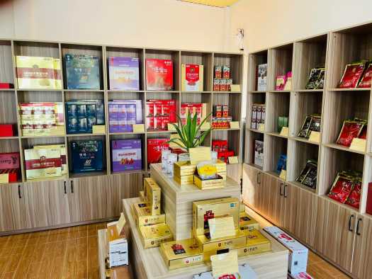 DẦU XOA BÓP, DẦU LẠNH GLUCOSAMINE HÀN QUỐC (TUÝP 150ML)