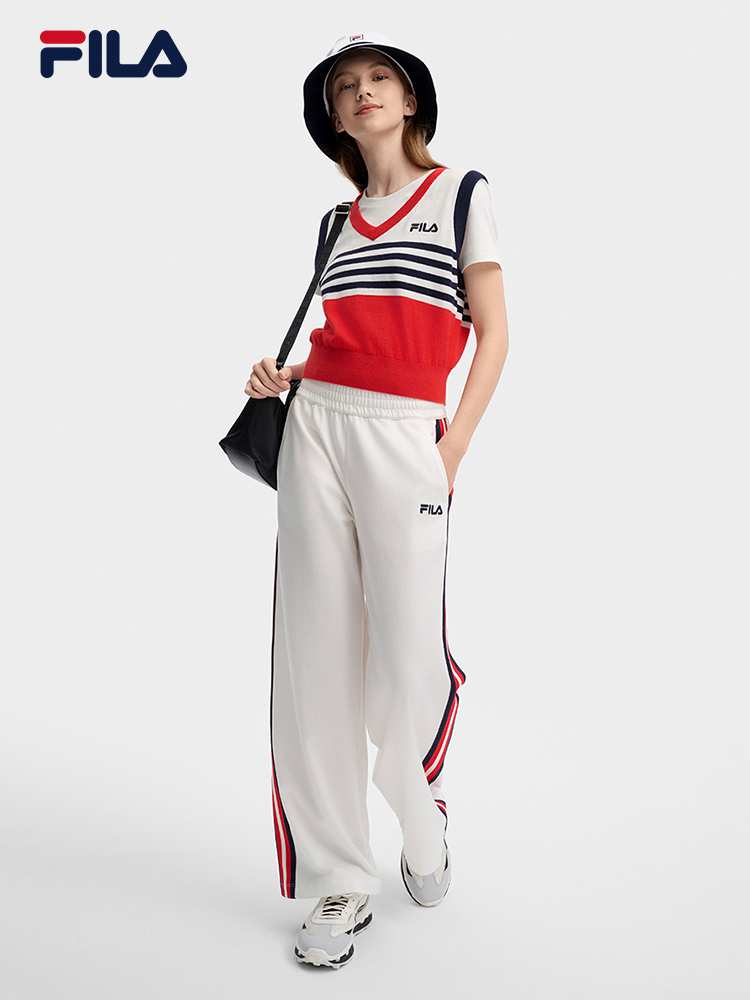 [NEW COLOR!] FILA CORE LIFESTYLE ORIGINALE FRENCH TENNIS CLUB Women Short Sleeve T-shirt + Sleeveless Knit Vest Set (Red / Blue)
