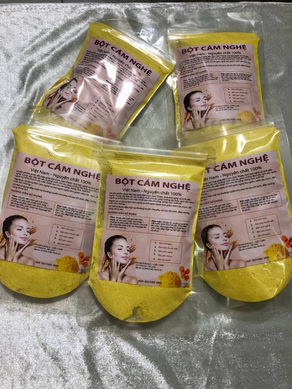 Bột cám nghệ đắp mặt 100g