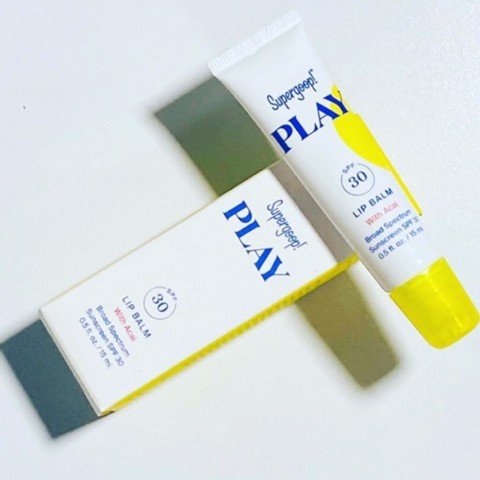Son dưỡng chống nắng cho môi Supergoop AcaiFusion Lip Balm Broad Spectrum SPF 30 15ml