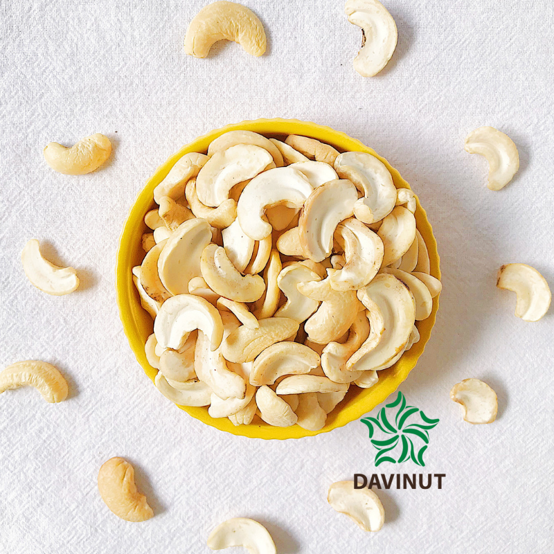 Hạt điều tươi vỡ đôi nấu sữa không vỏ lụa Davinut
