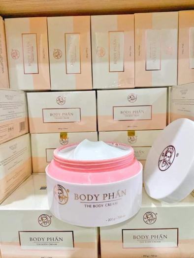 Kem Body Phấn Bà Lão Trắng MỊn Da 200g Chính Hãng 100% Bao Test