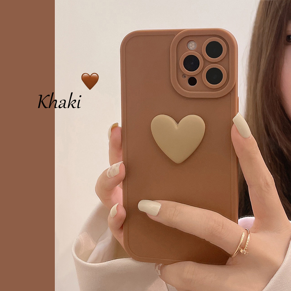 Ốp lưng iphone đẹp, đơn giản màu nâu có hình trái tim nổi
