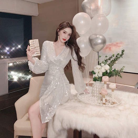 đầm kim sa lấp lánh Phụ nữ Pháp Đầm dự tiệc 2022 New Sequin Dress Slim váy kim sa nữ V Cổ dài Tay áo Váy Nổi tiếng Tính khí Bất thường Ăn mặc