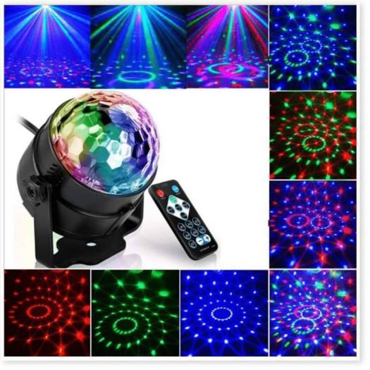 Đèn led sân khấu, bar, vũ trường chớp 7 màu, có remote điều khiển, Đèn led xoay trang trí 7 màu cảm ứng xoay theo nhạc