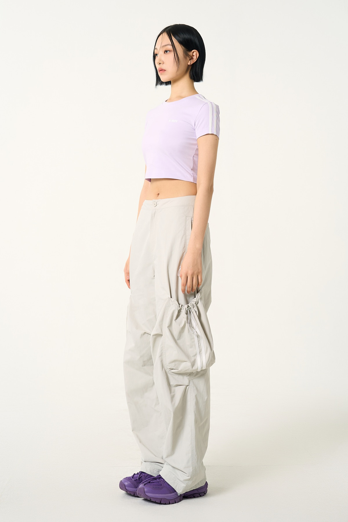★2023SS新作★NERDY★Badge Crop T-Shirt Square neck crop tshirt | Collection 2023 | Subdued