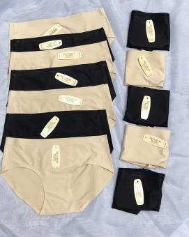 Lẻ 1 quần lót đúc su trơn màu da/đen