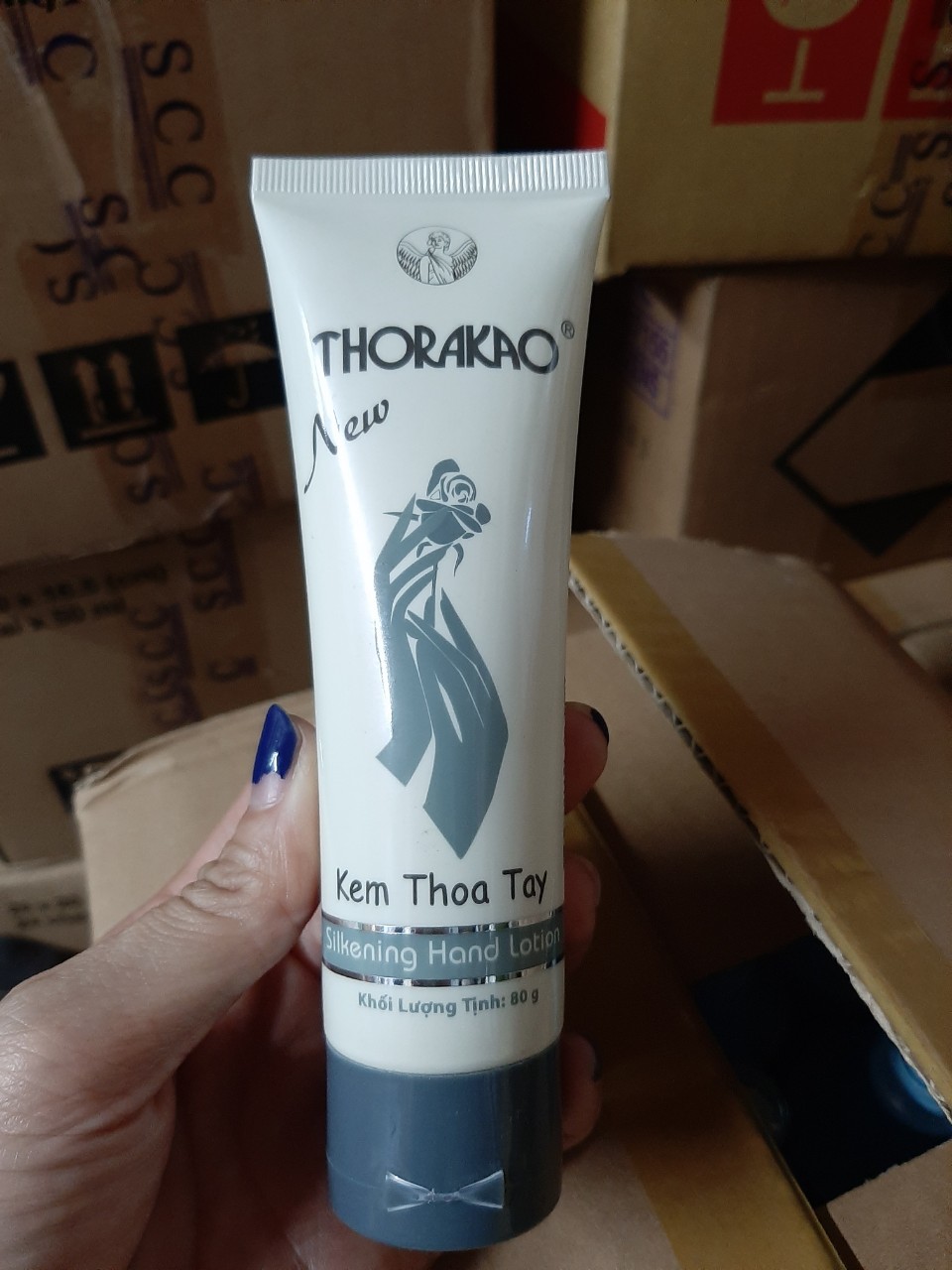 Kem thoa dưỡng da tay thorakao 80g