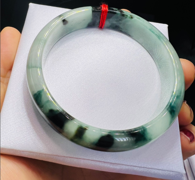 ( ĐÁ-A)  Vòng tay bản hẹ đá cẩm thạch trắng vân đen ,hàng bao đẹp ,đủ Side tay,bao tư vấn.