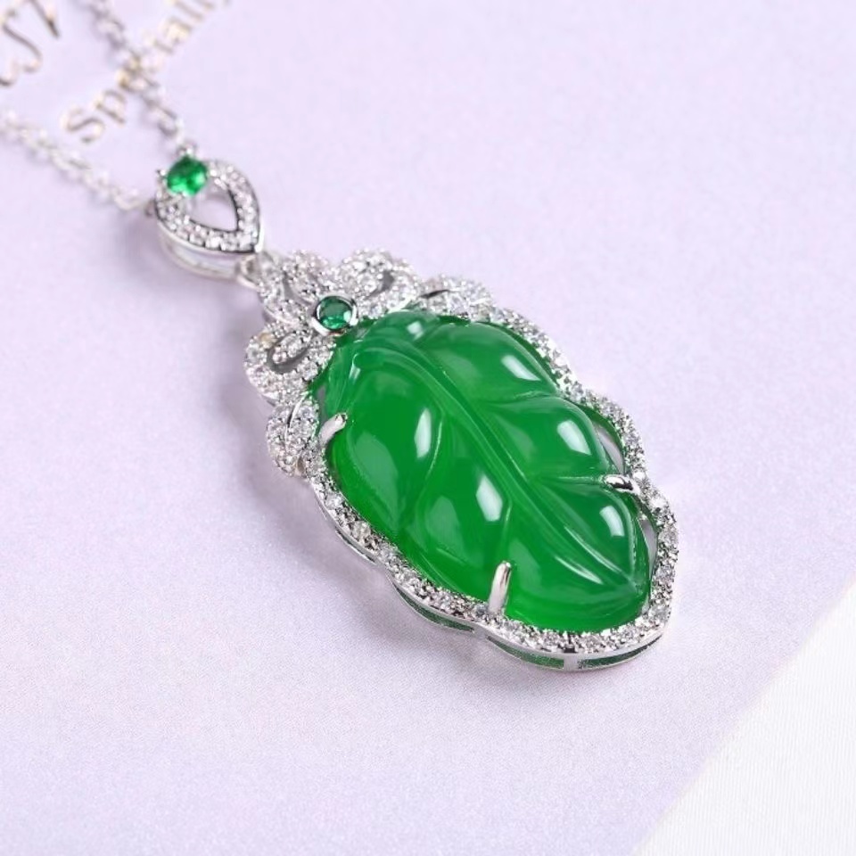 Mặt dây chuyền lá chalcedony màu xanh lá cây quà tặng cặp đôi nữ dây chuyền lá ngọc bích nhánh vàng mã não xanh mặt dây chuyền ngọc bích mặt dây chuyền ngọc lục bảo