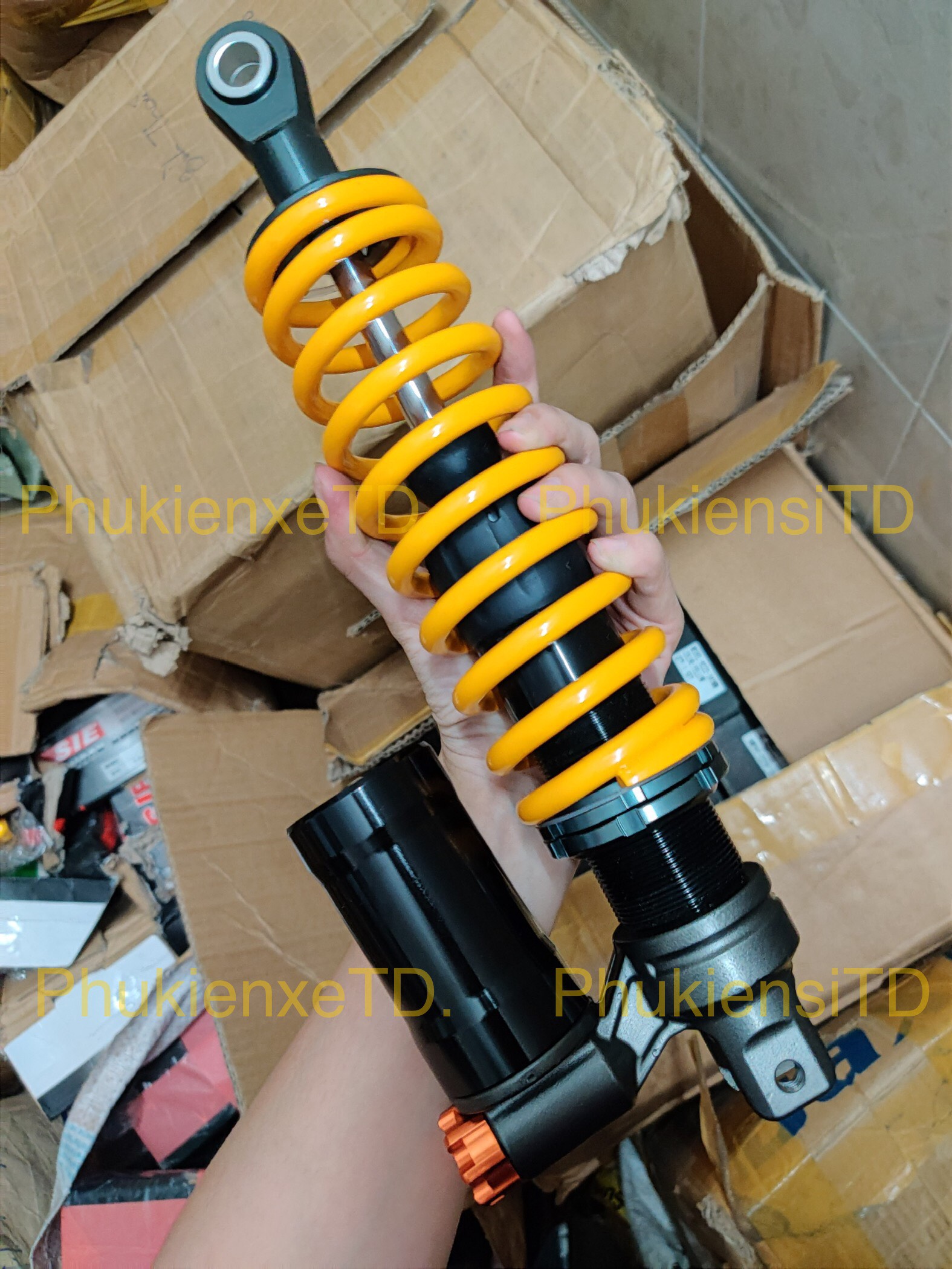 Phuộc sau NITRON bình dầu lắp Vario Mio ultimo Sh mode Vision mới Janus Grande Lead mới Click Luvias....