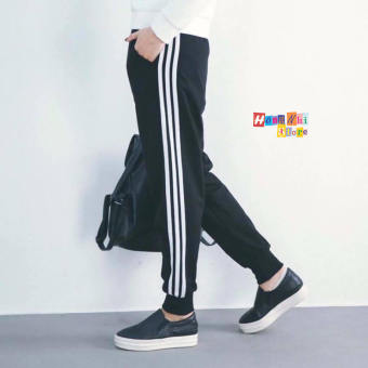 Quần Thể Thao 3 Sọc Trắng Đi Học, Quần Thể Dục Màu Đen 1 Sọc Trắng Bo Lai M2 Cho Nam Nữ Unisex Ulzzang