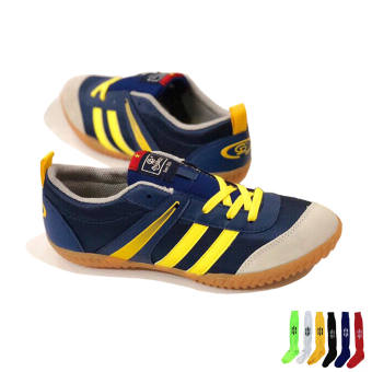 GIÀY ĐÁ BÓNG FUTSAL CHÍ PHÈO VÀ VỚ