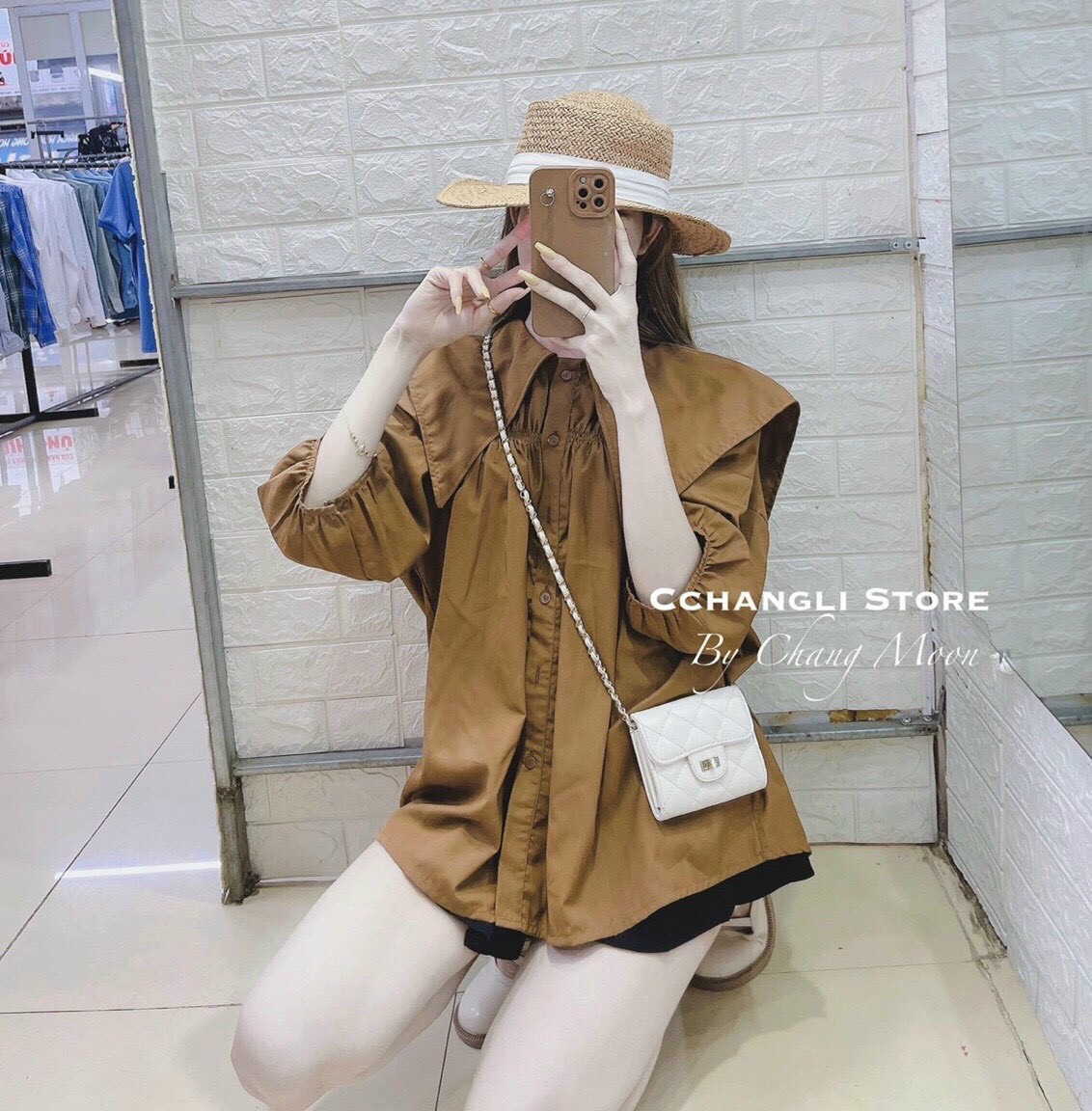 Áp sơ mi nữ tay phồng, áo nữ form rộng phong cách Hàn Quốc, áo sơ nữ màu trơn mặc đi biển, phối quần đùi siêu cá tính