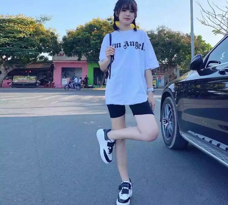 Set bộ nữ đi chơi cá tính, set áo thun form rộng phối quần đùi legging dáng ôm đi chơi, tập gym