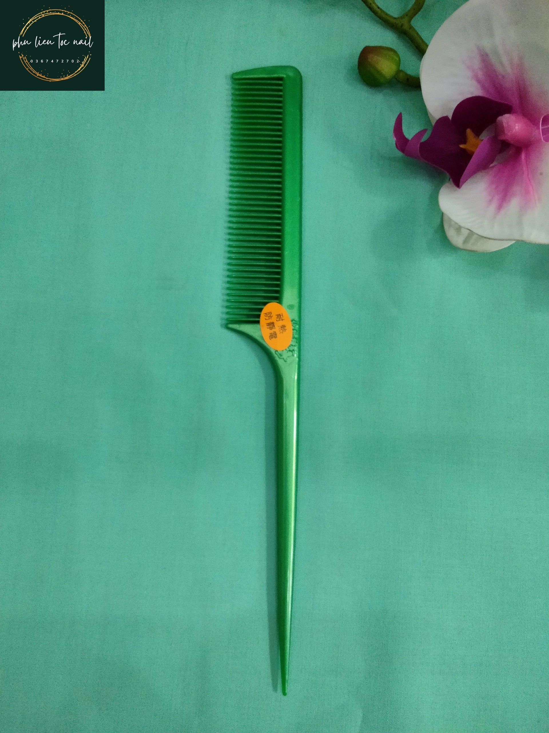 Lược nhựa đuôi nhọn dùng để chảy tóc- Trường Thọ, TĐ
