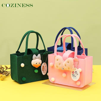 Hộp quà tặng em bé tròn tay túi nỉ túi quà sinh nhật lần đầu tiên túi quà tặng cartoon kẹo hộp