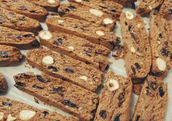 BISCOTTI BỘT MÌ NGUYÊN CÁM