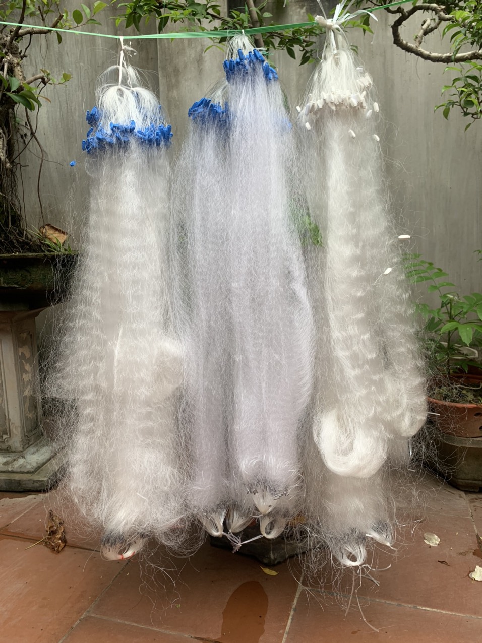 Lưới Đánh Cá ba màn , cao 75cm , dài 30m , 100 phao , mắt lưới  mau , đa dạng , giá cực mềm ( đồ câu a lâm )