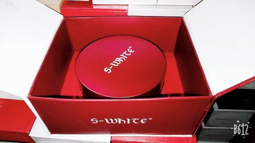 Kem body cốt swhite