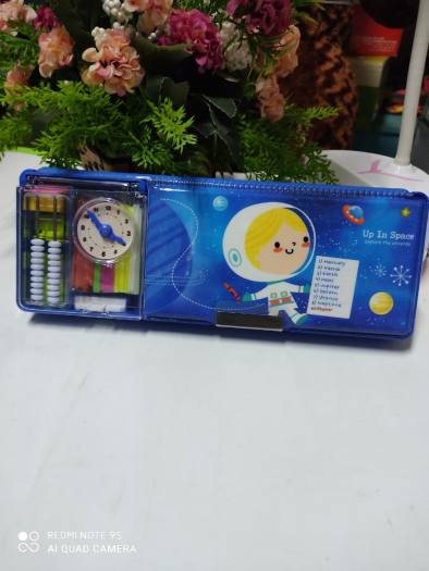 Hộp đựng bút nam châm siêu nhân loại 1 có 2 khay riêng biệt cho bé trai