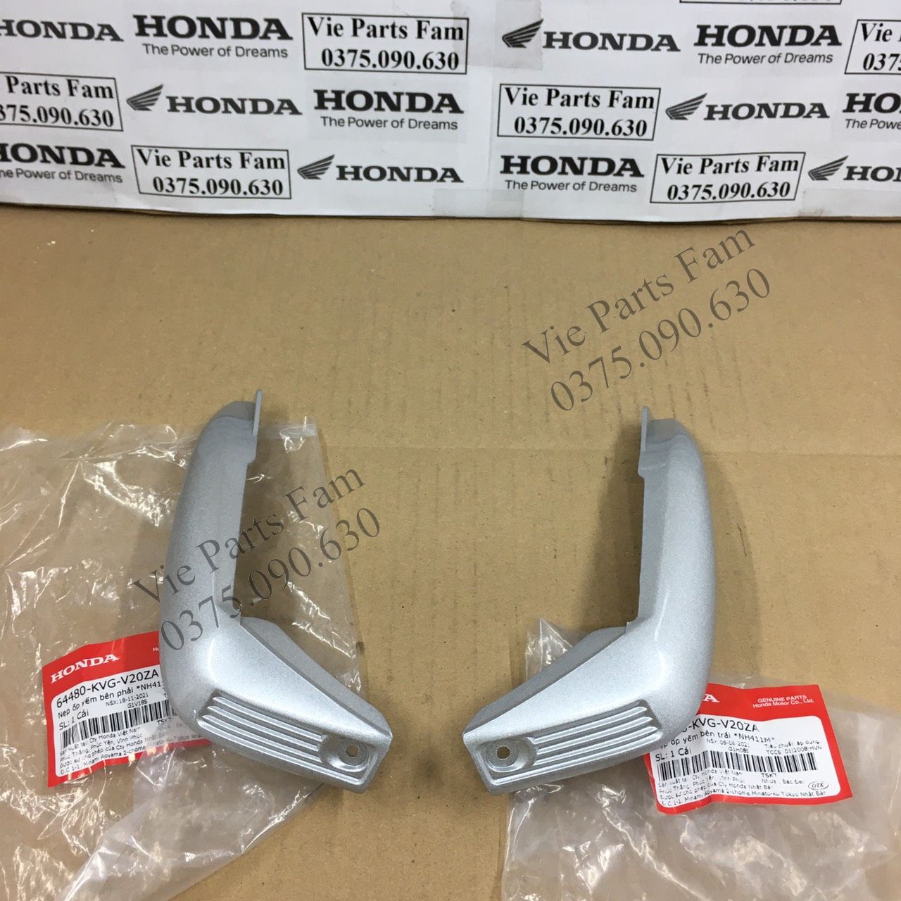 Cặp nẹp ốp mặt nạ ab 110 đời đầu/ air blade 2007-2008-2009-2010, hàng din honda mới 100%