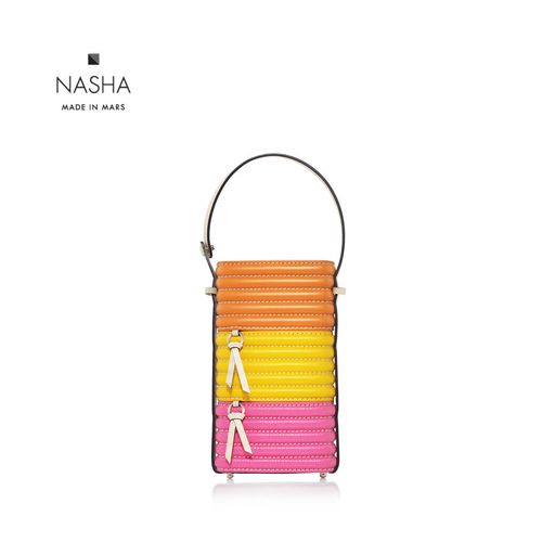 [ NASHA MADE IN MARS ] Pinto Phone Roll | Cupcake กระเป๋าใส่โทรศัพท์มือถือ มีสายสะพายยาว ราคา 9,990 บาท*ส่งฟรี