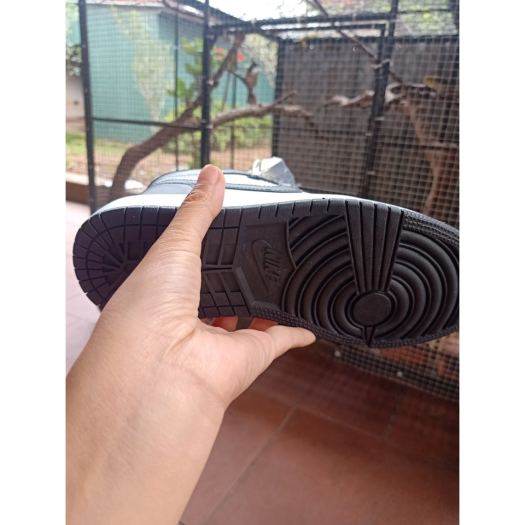 Giày Thể Thao Jordan⚡️Siêu Rẻ⚡️ cao cổ Đen Trắng