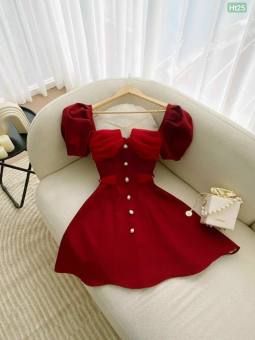 MẪU MỚI ĐẦM ĐỎ XÒE TAY CON HÀNG THIẾT KẾ SANG CHẢNH Y HÌNH