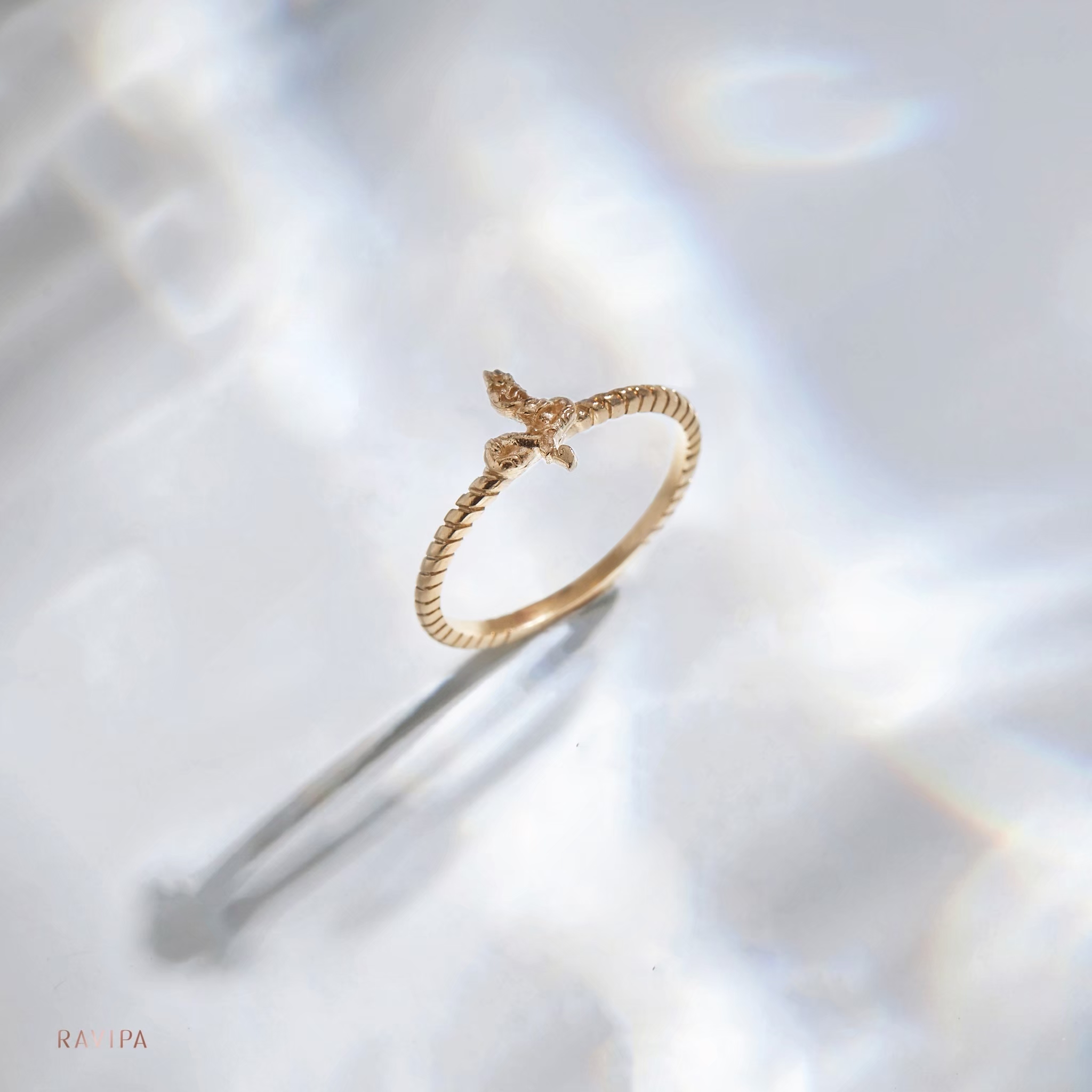 [PRE-ORDER] NAGA Ring - Golden Gold ราคา 8,990 บาท*ส่งฟรี