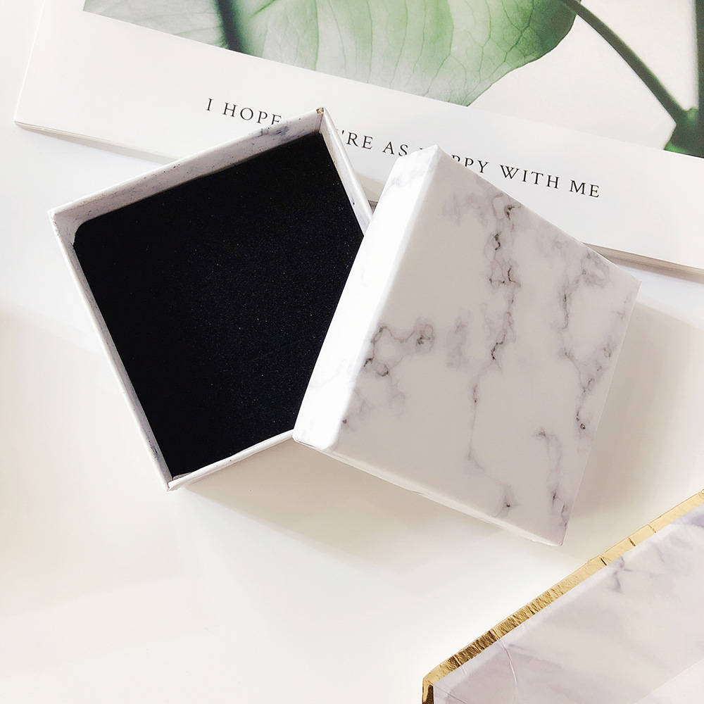 HIGH QUALITY Gift Box Bracelet Box Packaging Box Craft Paper Box Kotak Hadiah Kotak Wedding Birthday Box / Jewelry Gift Box 戒指盒cincin Marble INS Jewelry Box Pendants & Necklaces Stud Earrings Bracelet Jewelry Accessories Gift Box礼物盒