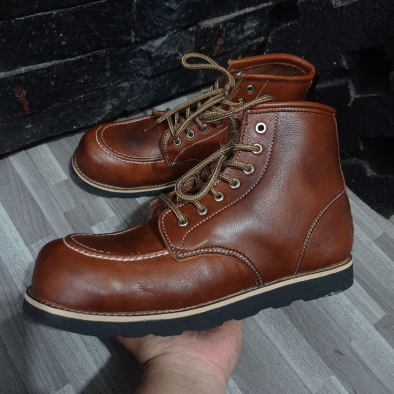 Red wing safety hot sale shoes 8264 price