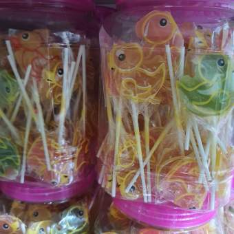 kẹo dẻo que hình con vịt hủ 50,que -hsd:2022