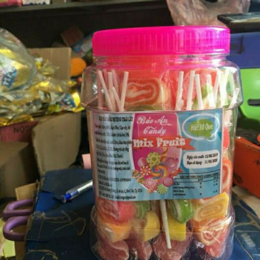 Lọ 30 Que Kẹo Dẻo Xiên 4 Bánh ( Sỉ Đồ Trẻ Em)