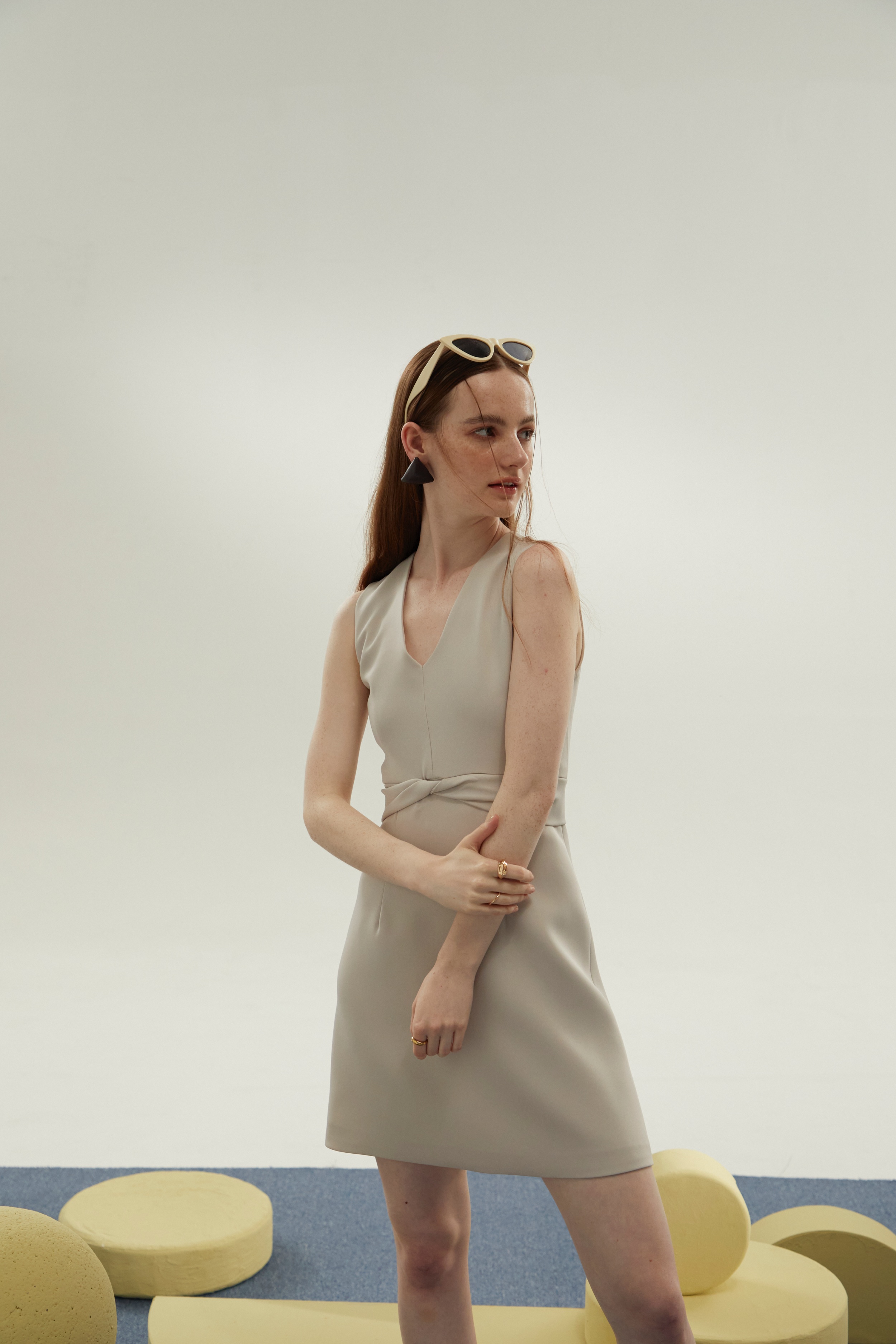 KENNY DRESS สั่งตัดตามไซส์รอ 5-7 วัน ราคา 2,048 บาท*ส่งฟรี