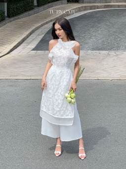 TUBYCATU | Áo dài Nhật Nguyệt (organza bèo cổ - không kèm quần)