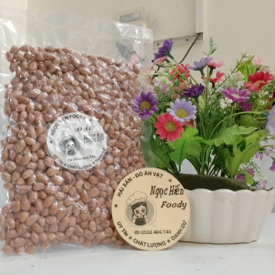 Đậu phộng nguyên hạt gói 500g hút chân không, ngọc hiển foody