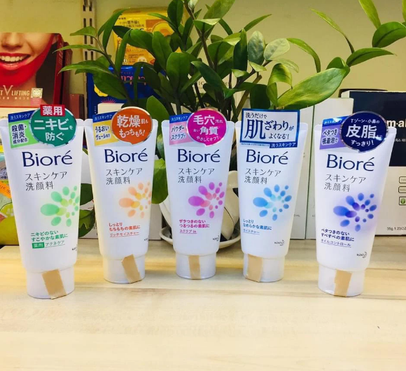 Sữa rửa mặt biore skin care 130g