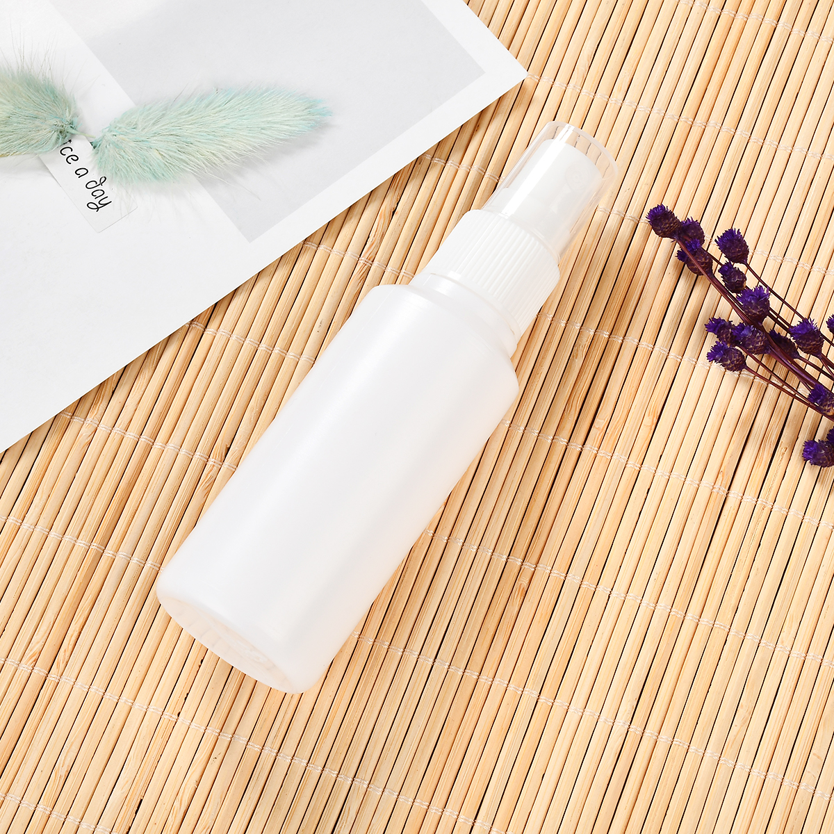 Chai có thể đổ đầy lại 60ml nước hoa nhựa trắng du lịch chai mỹ phẩm dạng xịt nhỏ rỗng