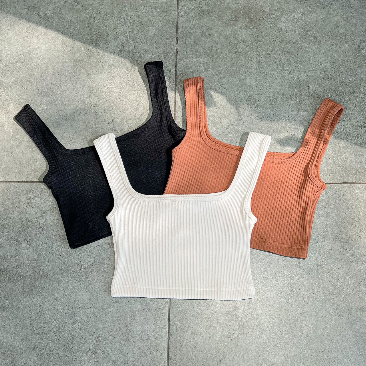 Áo tanktop cổ vuông , Peace House Clothing